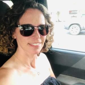 Meet your Posher, Lorrie